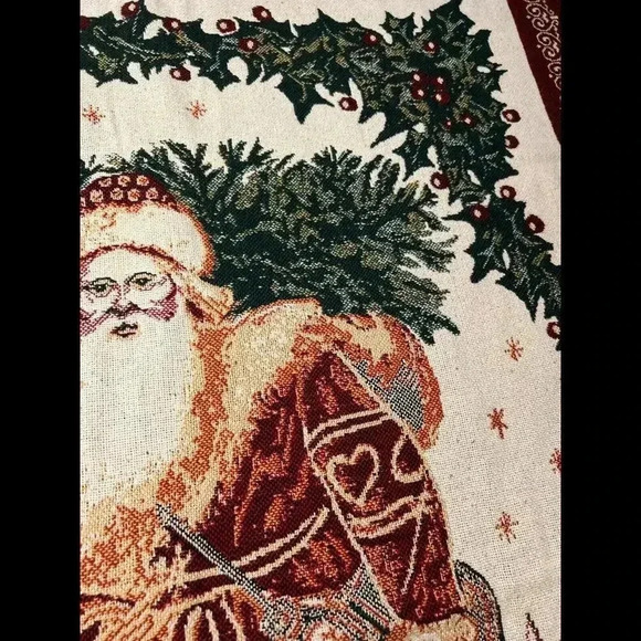 Goodwin Weavers Santa Christmas Blanket Tapestry Throw Fringe 65" x 45" - Picture 3 of 5